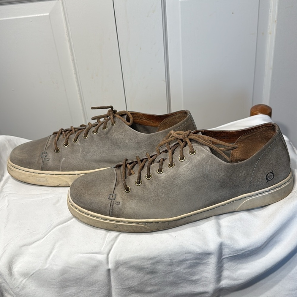 Born Men's Leather Casual Shoes - size 12 M Green/Grey